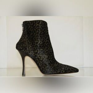 Manolo Blahnik Pony Hair Ankle Boots Dark Brown and Gold Leopard Pattern🖤